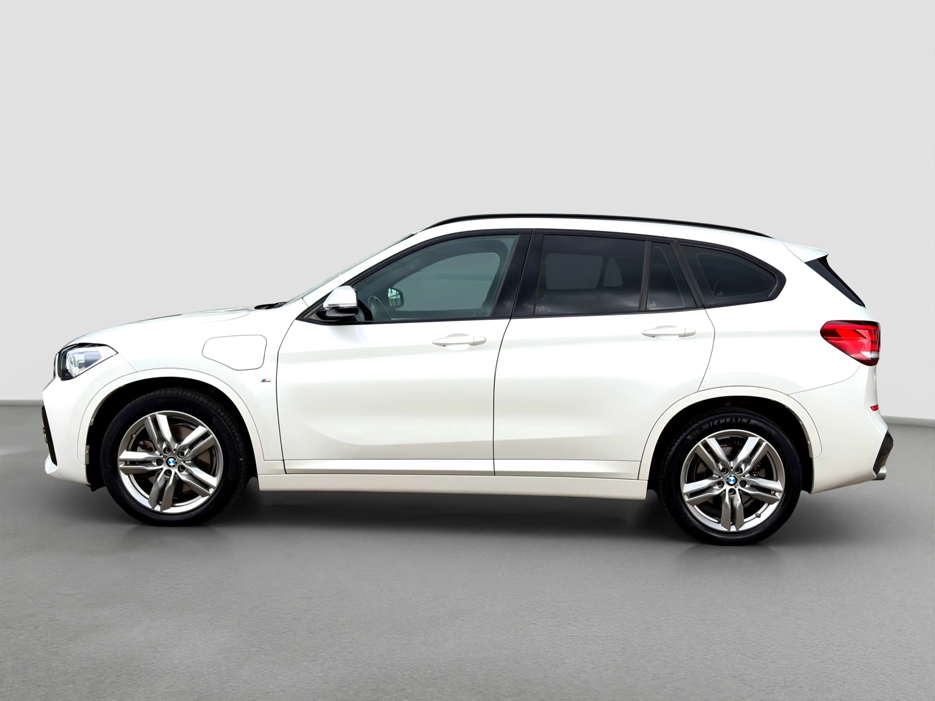 BMW X1 xDrive25e eDrive Edition 220pk M-Sport | M-pakket — photo 3