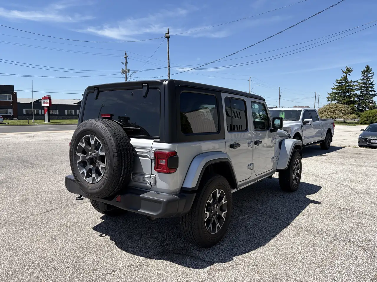 Jeep Wrangler photo Jeep Wrangler