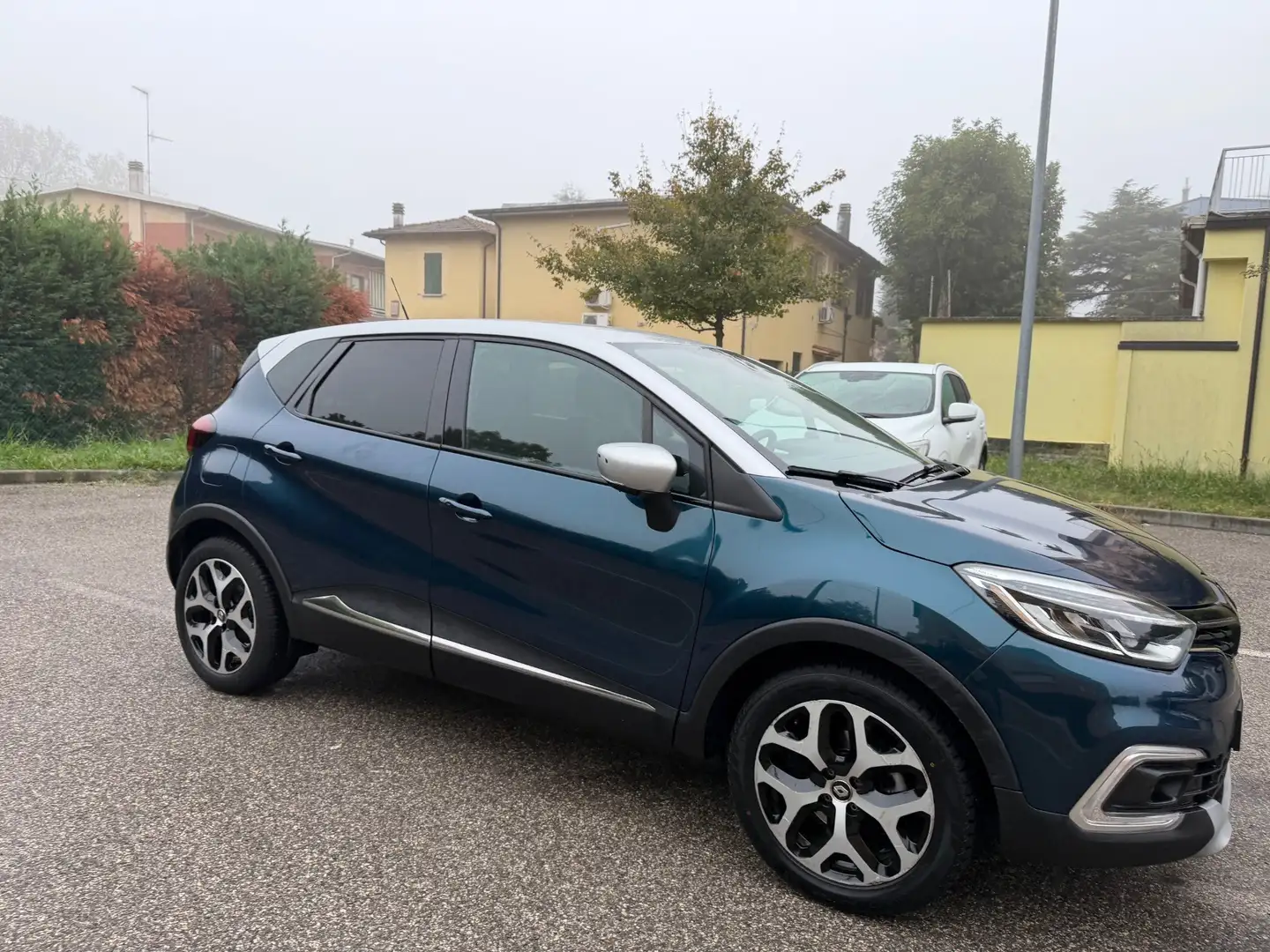 Renault Captur 1.5 dci - NEOP. - NAV. - 12 MESI DI GARANZIA - Blu/Azzurro - 2