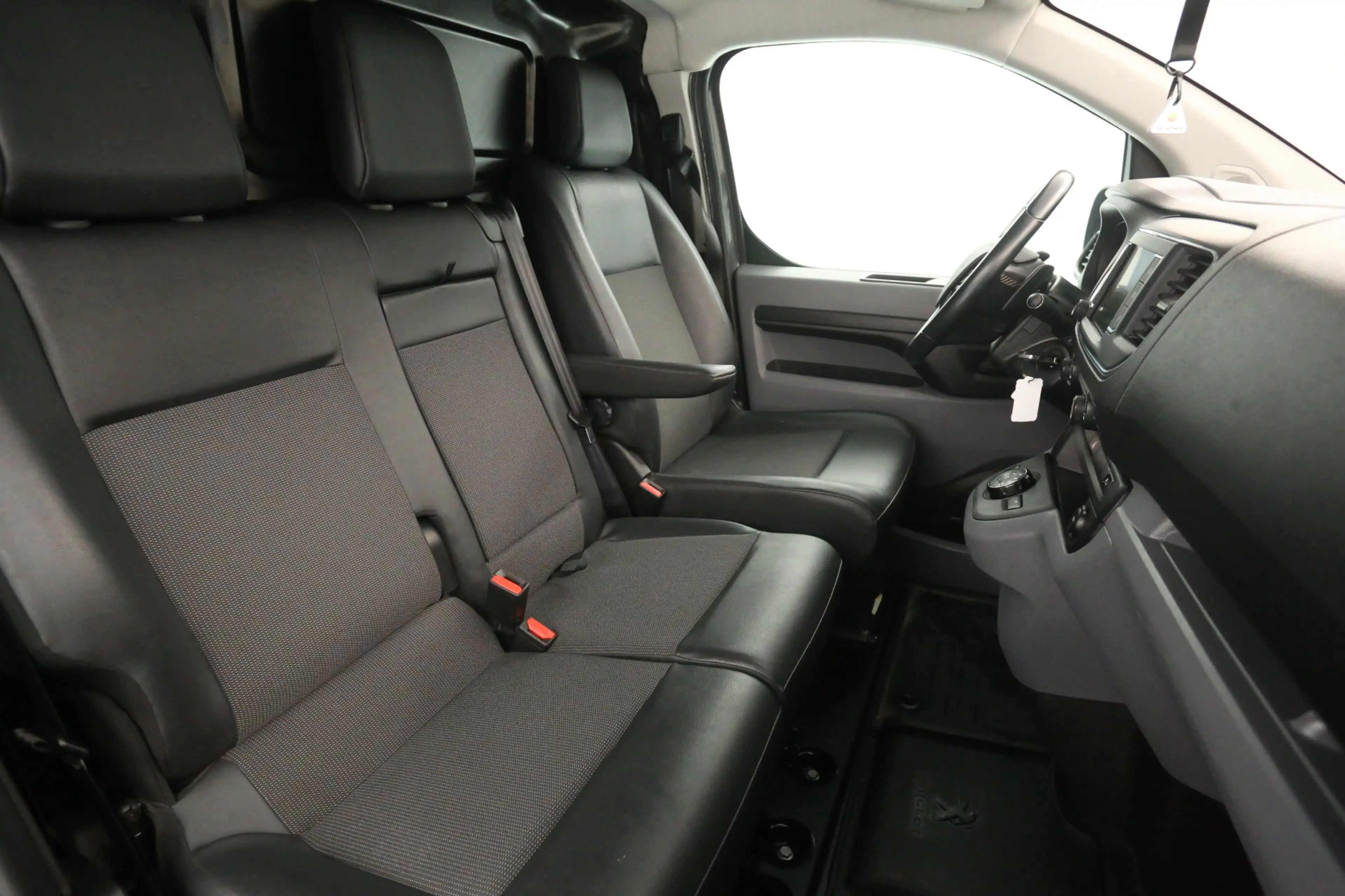Peugeot Expert 2.0 BlueHDI L2H1 | Automaat | Airco | Camera | Cru — photo 10