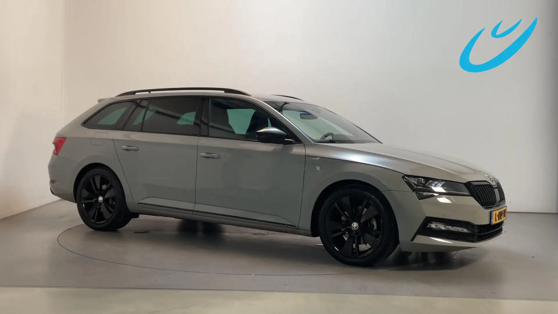 Skoda Superb Combi 1.5 TSI 150pk DSG ACT Sportline Business Sfe Gris - 1