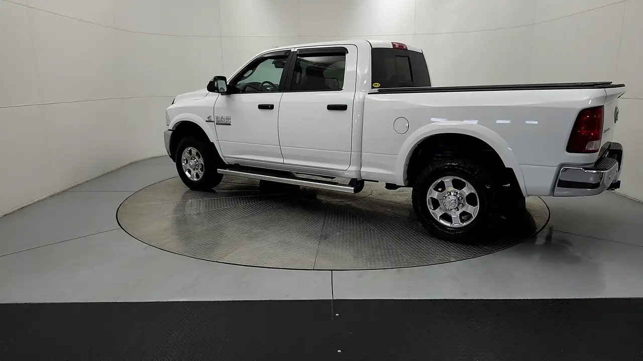 RAM 2500 снимка RAM 2500