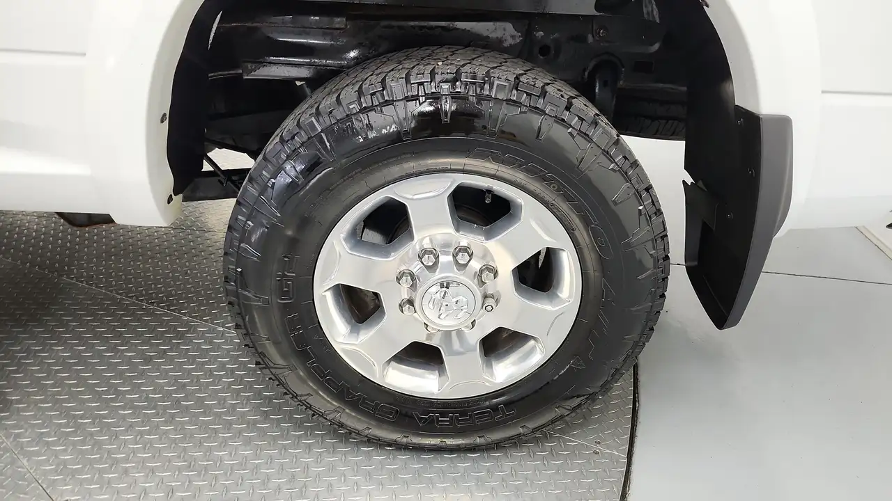 RAM 2500 снимка RAM 2500