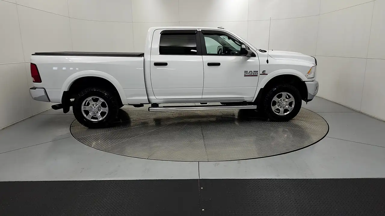 RAM 2500 снимка RAM 2500