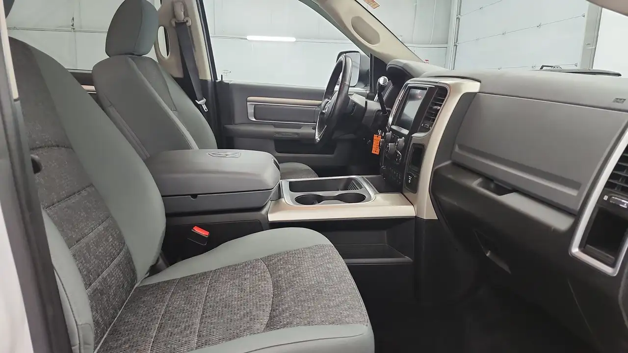 RAM 2500 снимка RAM 2500