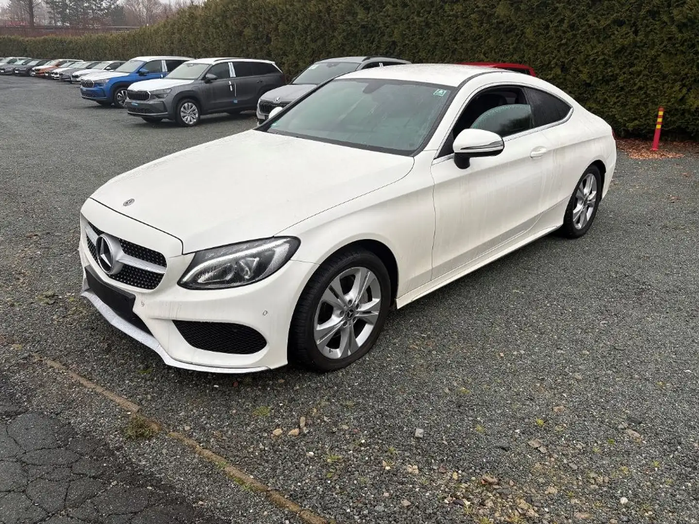 Mercedes-Benz C 180 Coupe Navi, Leder, AMG Musikstreaming,8Fac Weiß - 1