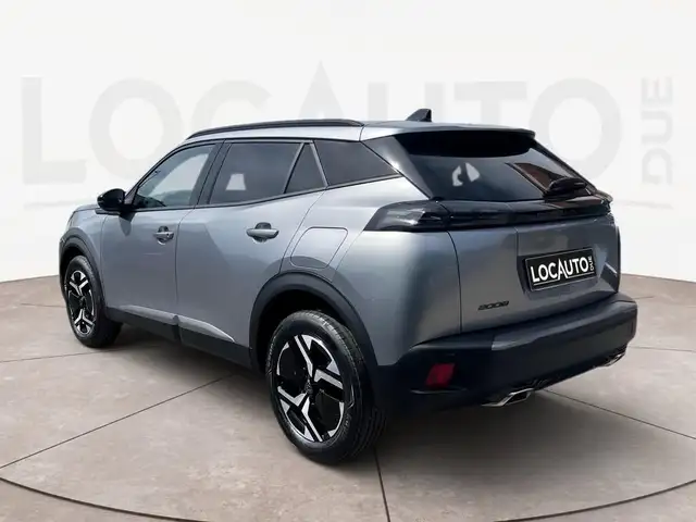 Peugeot 2008 view 5