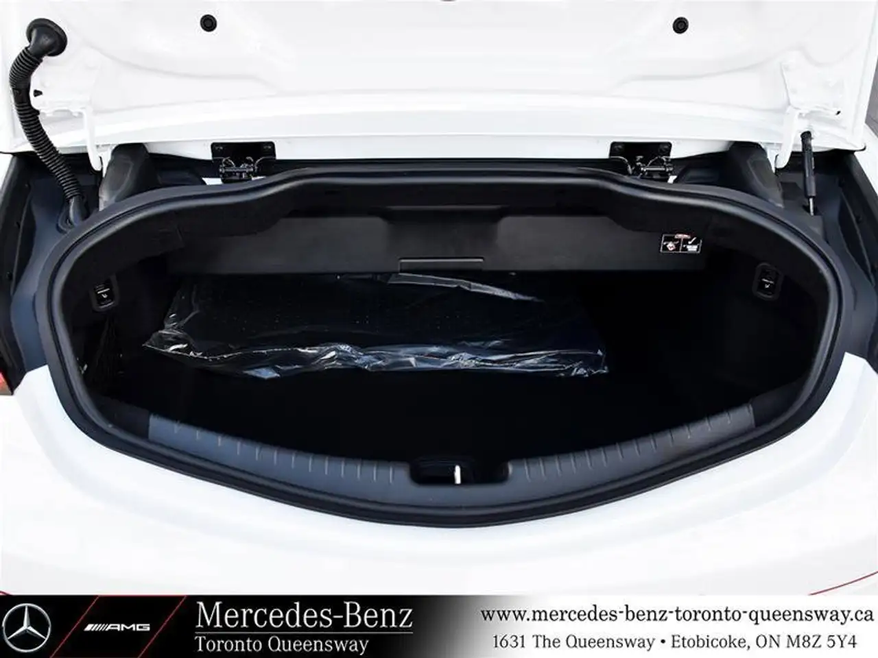 Mercedes-Benz CLE снимка Mercedes-Benz CLE