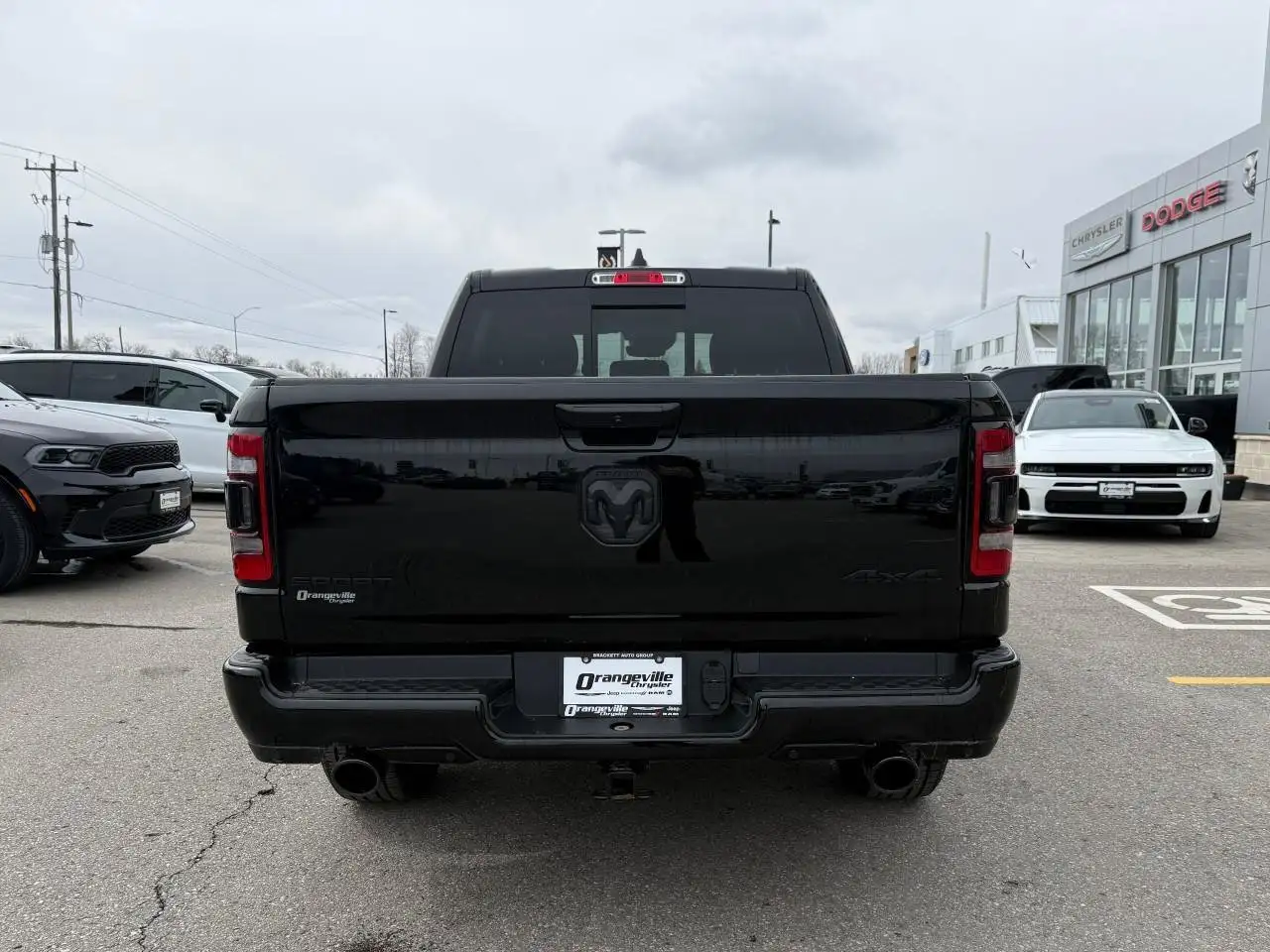 RAM 1500 снимка RAM 1500