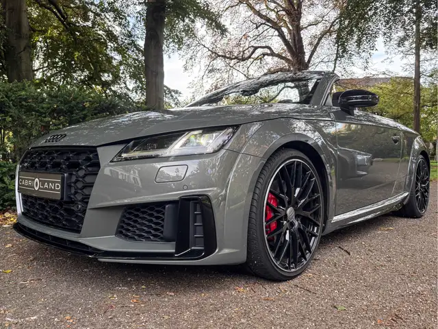 Audi TTS Roadster Competition, B&O, Carbon