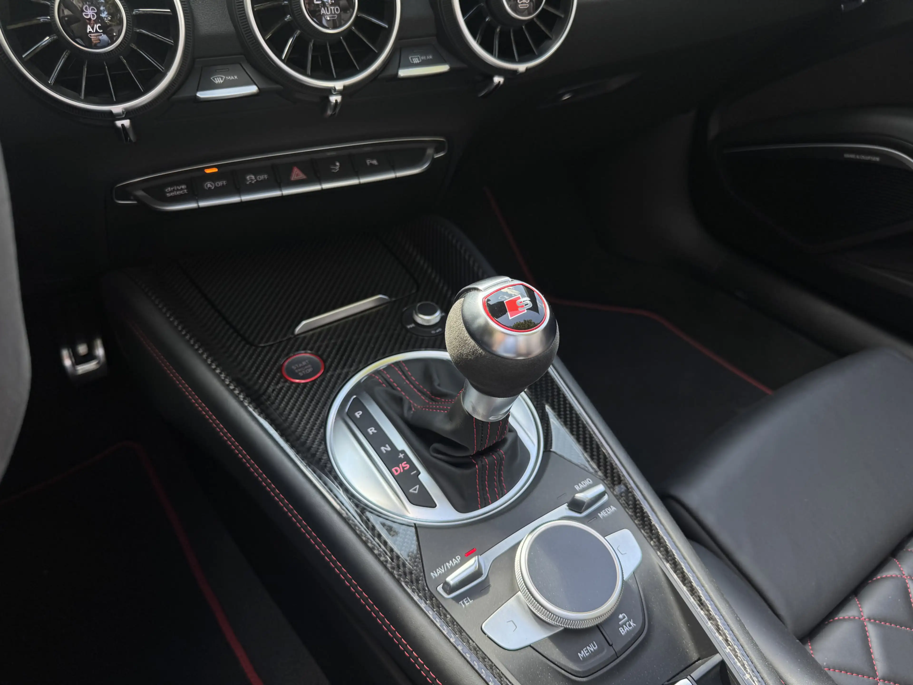 Audi TTS Roadster quattro Competition, B&O — photo 8