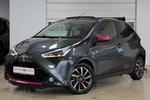 Toyota Aygo (X) (X) 1,0 Autom. FALTDACH *1.HAND*NAVI*KAMERA*F1*APPLE*ANDROID*LED*