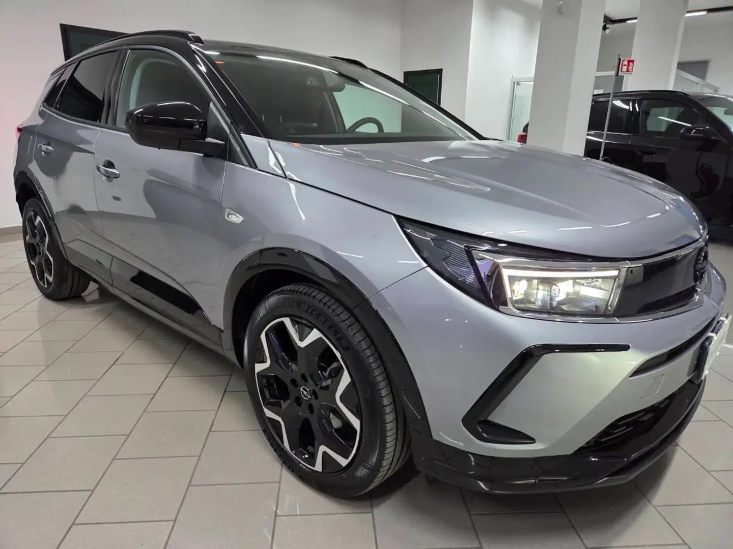 Opel Grandland 1.5 diesel Ecotec aut. GS Grigio - 1