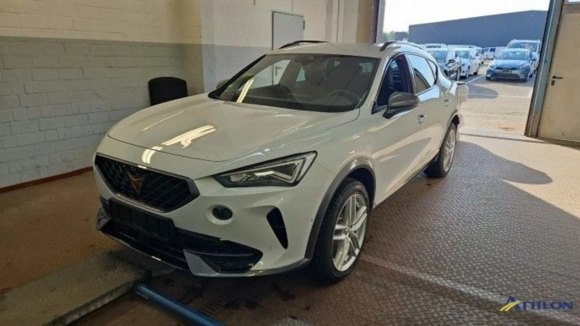 CUPRA Formentor 4Drive Navi LED SiHz ACC PDC 360° AHK Weiß - 1