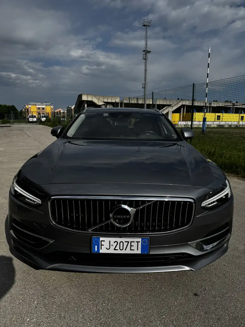 Volvo V90 Volvo V90 Inscription D4 AWD Gris - 1