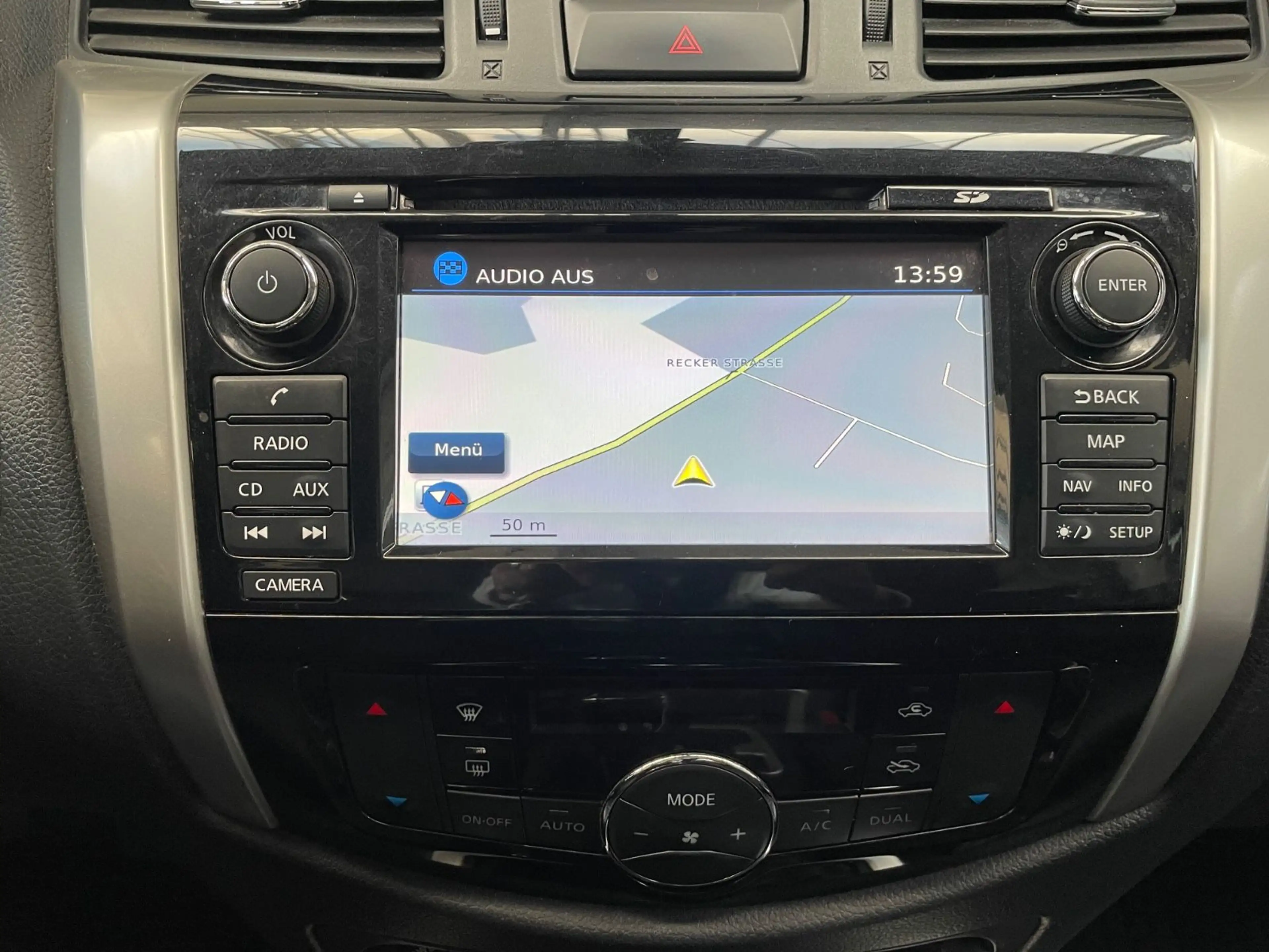 Renault Alaskan Intens Double Cab 4x4 Leder Kamera LED — photo 10