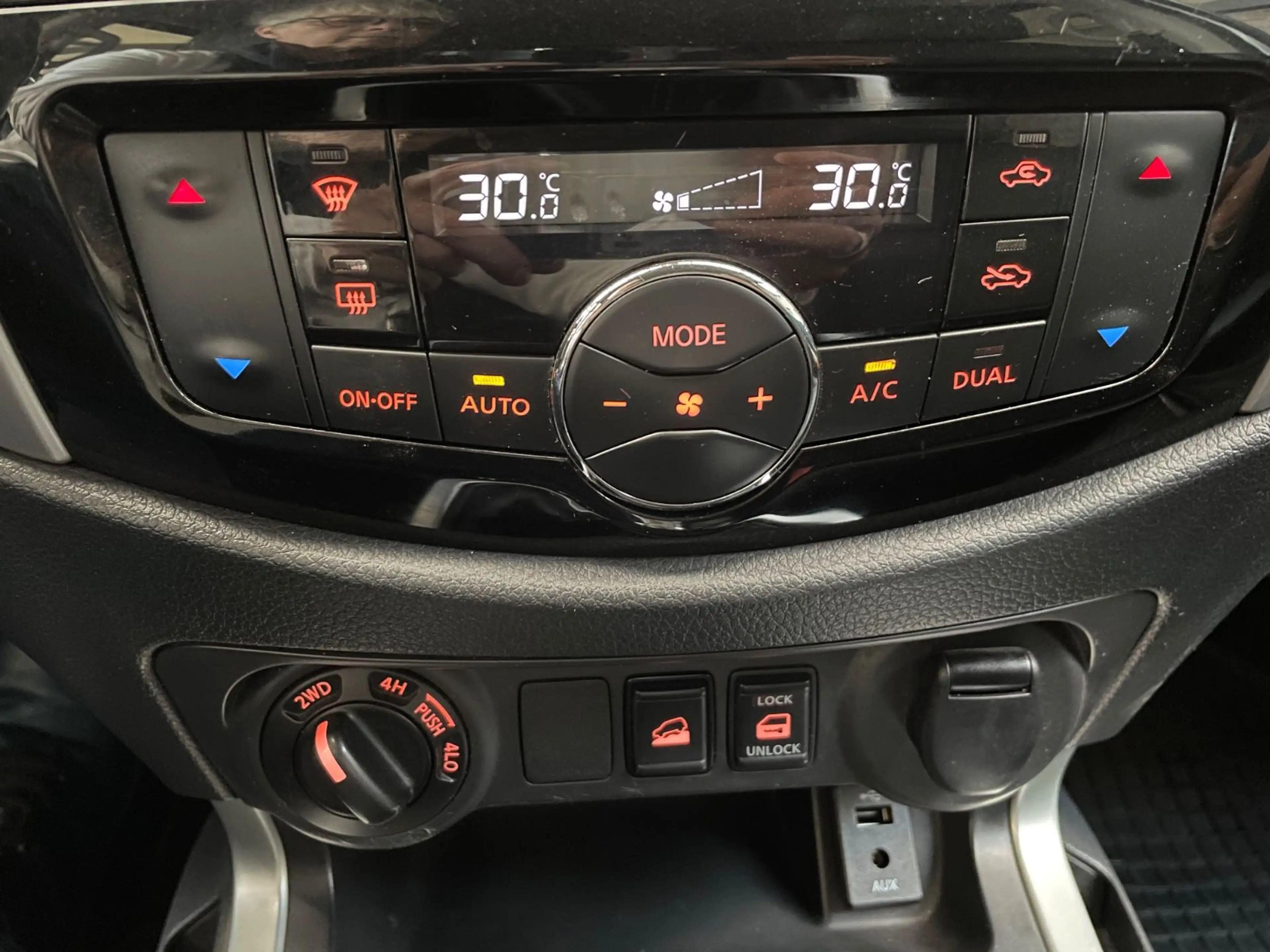 Renault Alaskan Intens Double Cab 4x4 Leder Kamera LED — photo 13
