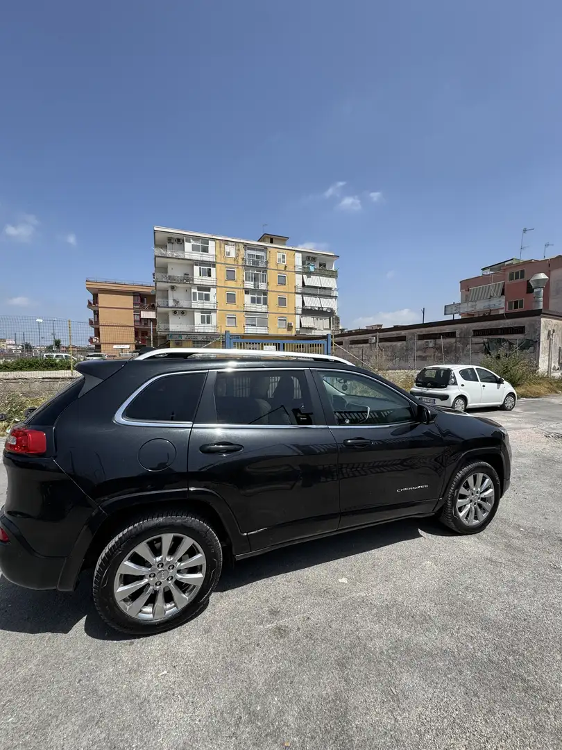 Jeep Cherokee 2.2 Overland 200 cv Noir - 2