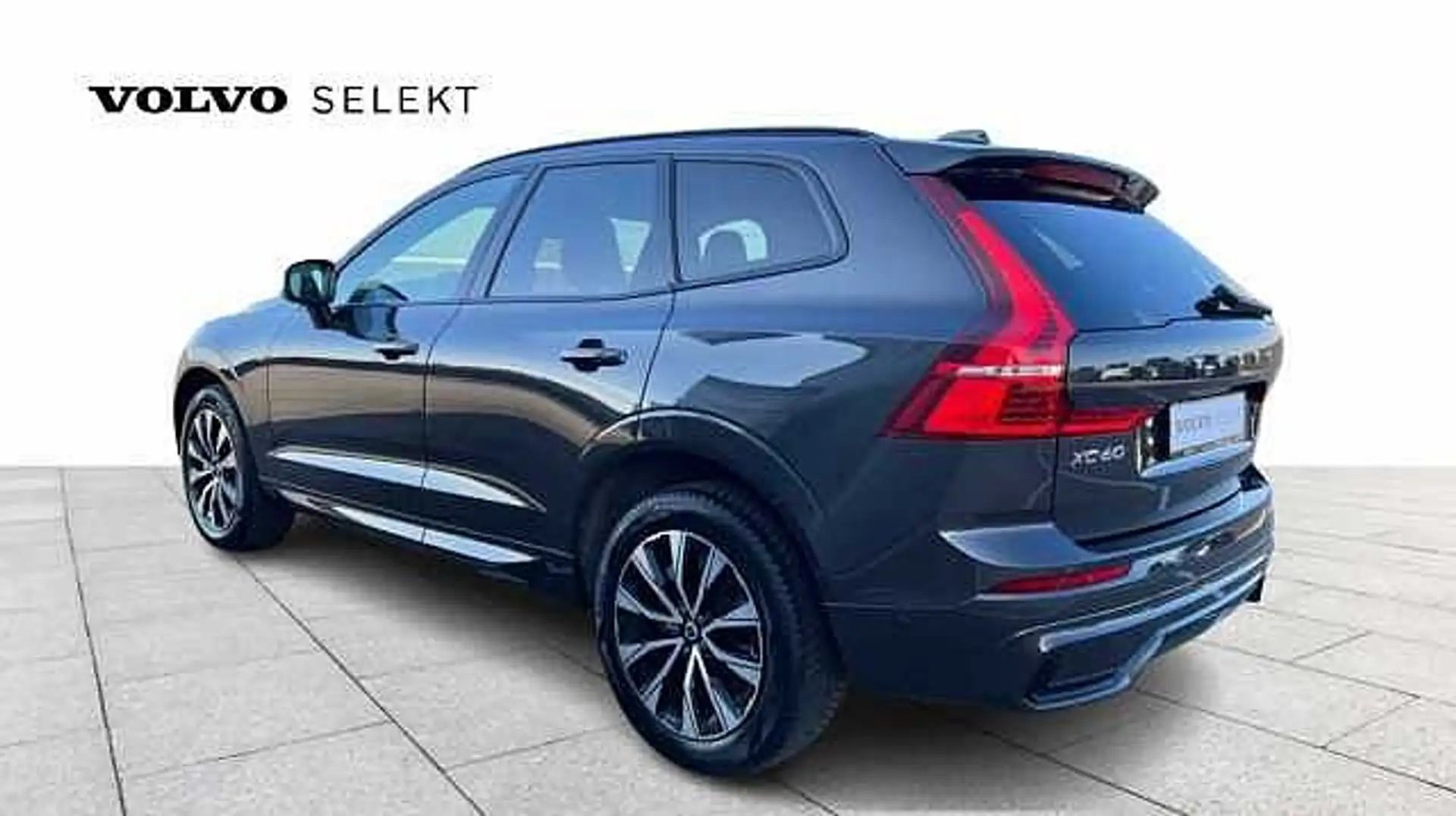 Volvo XC60 II XC60 Plus, B4 Mild hybrid, Benzina, Dark Gris - 2