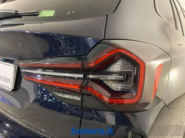 BMW X3 view 11