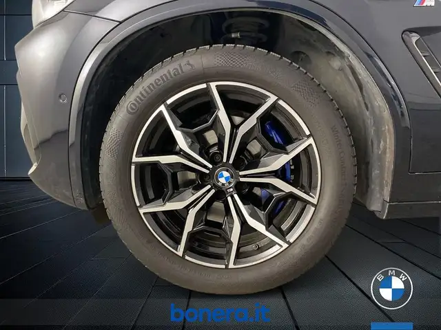 BMW X3 view 12