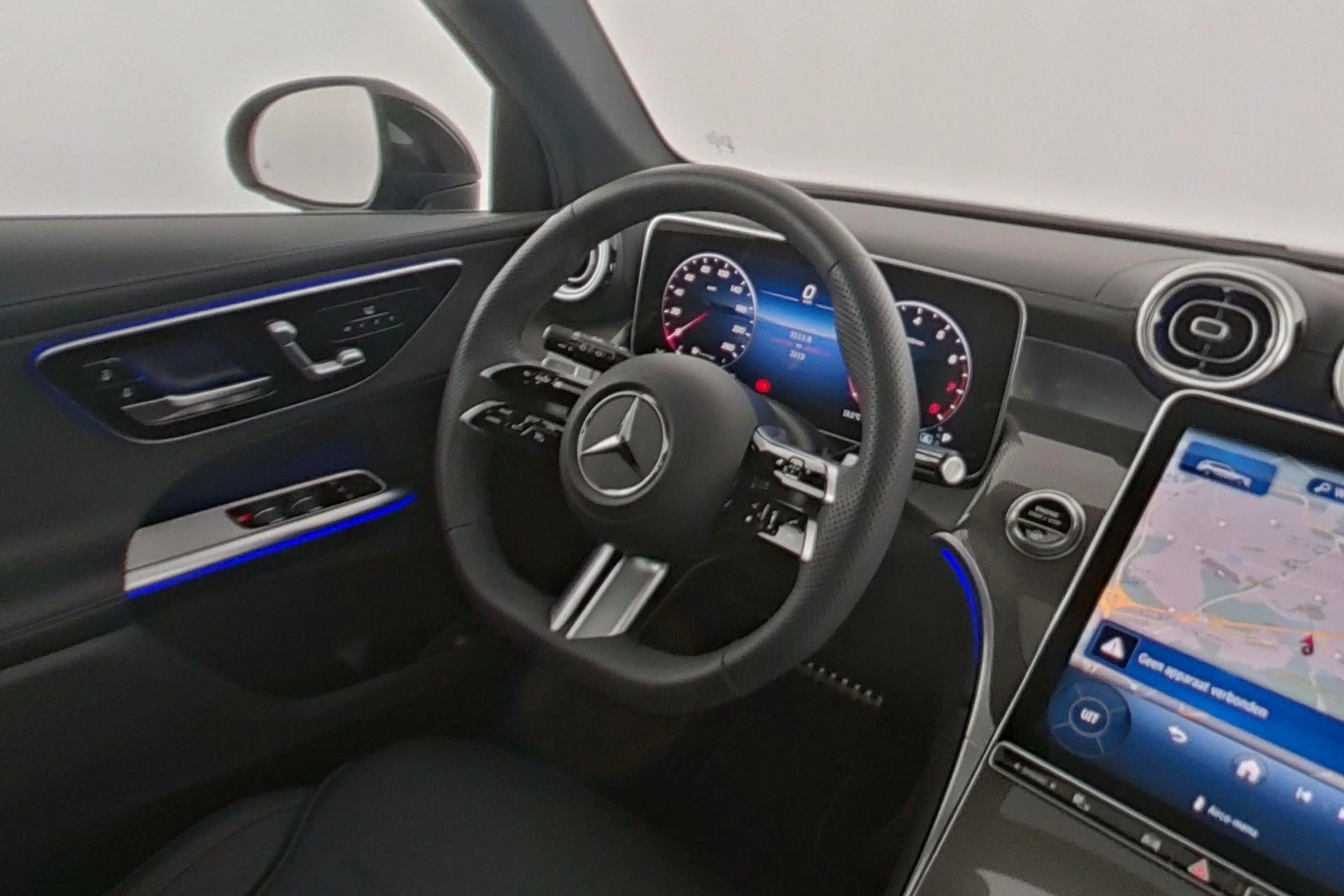 Mercedes-Benz GLC 200 4MATIC Star Edition Star Edition — photo 2