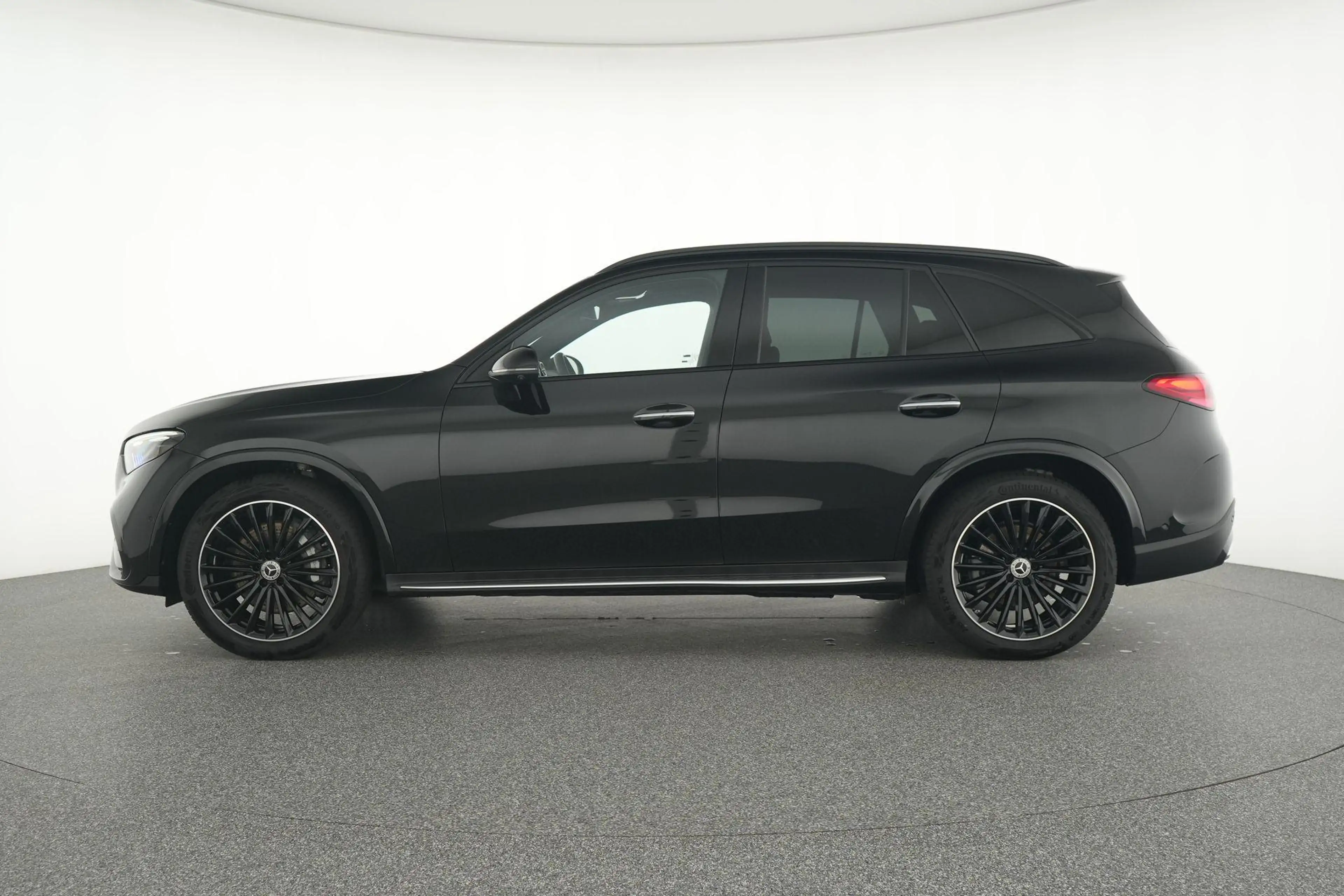 Mercedes-Benz GLC 200 4MATIC Star Edition Star Edition — photo 9