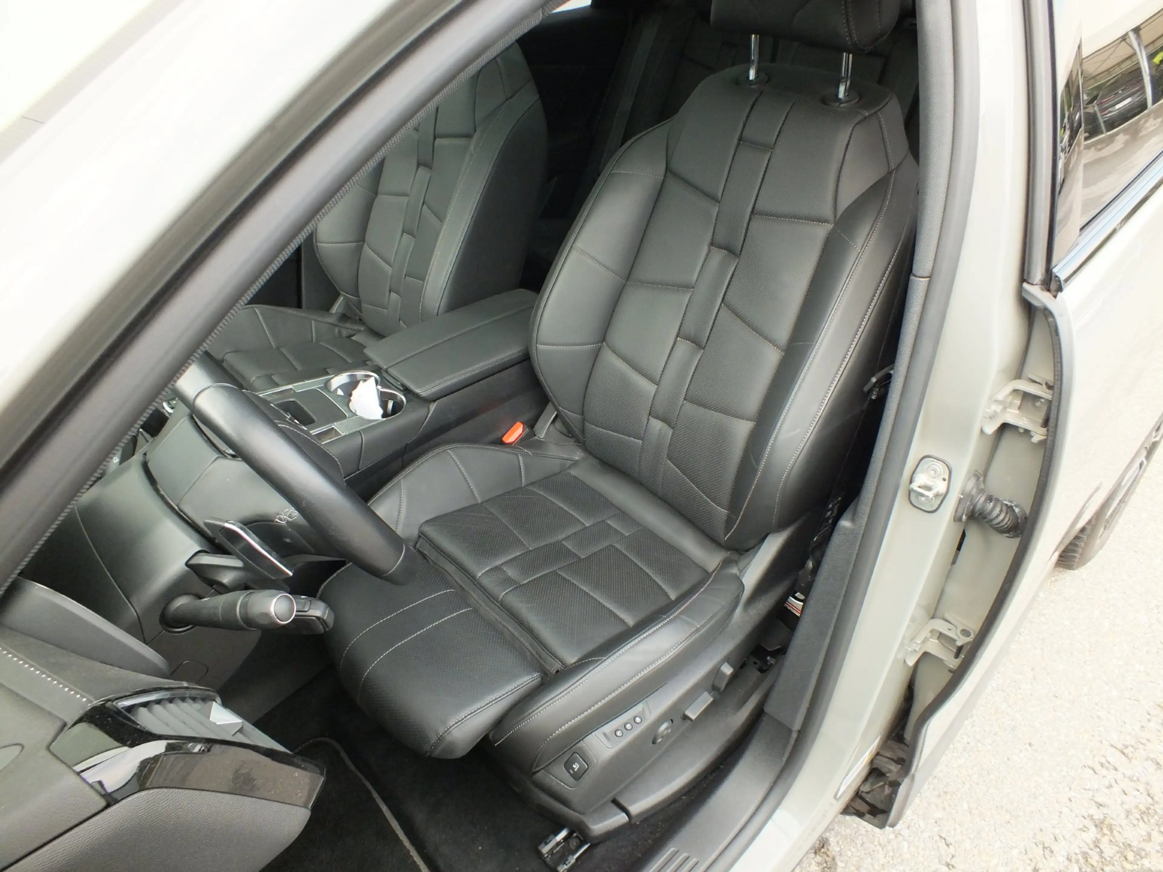DS Automobiles DS 7 DS7 PHEV AWD 300 Etoile — photo 6