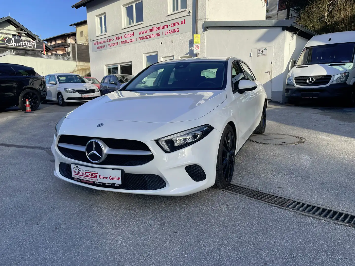 Mercedes-Benz A 160 A 160 d bei Finanzierung Zinssatz fix 6,274% Weiß - 1