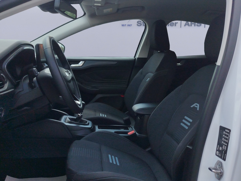 Ford Focus 1.0 EcoBoost Active X LED+Navi+SHZ+2xKlima — photo 10