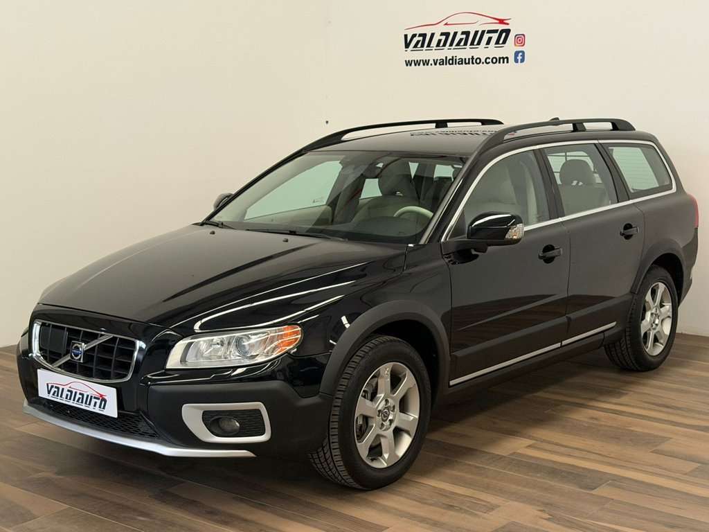 Volvo XC70 D5 Momentum - foto 1