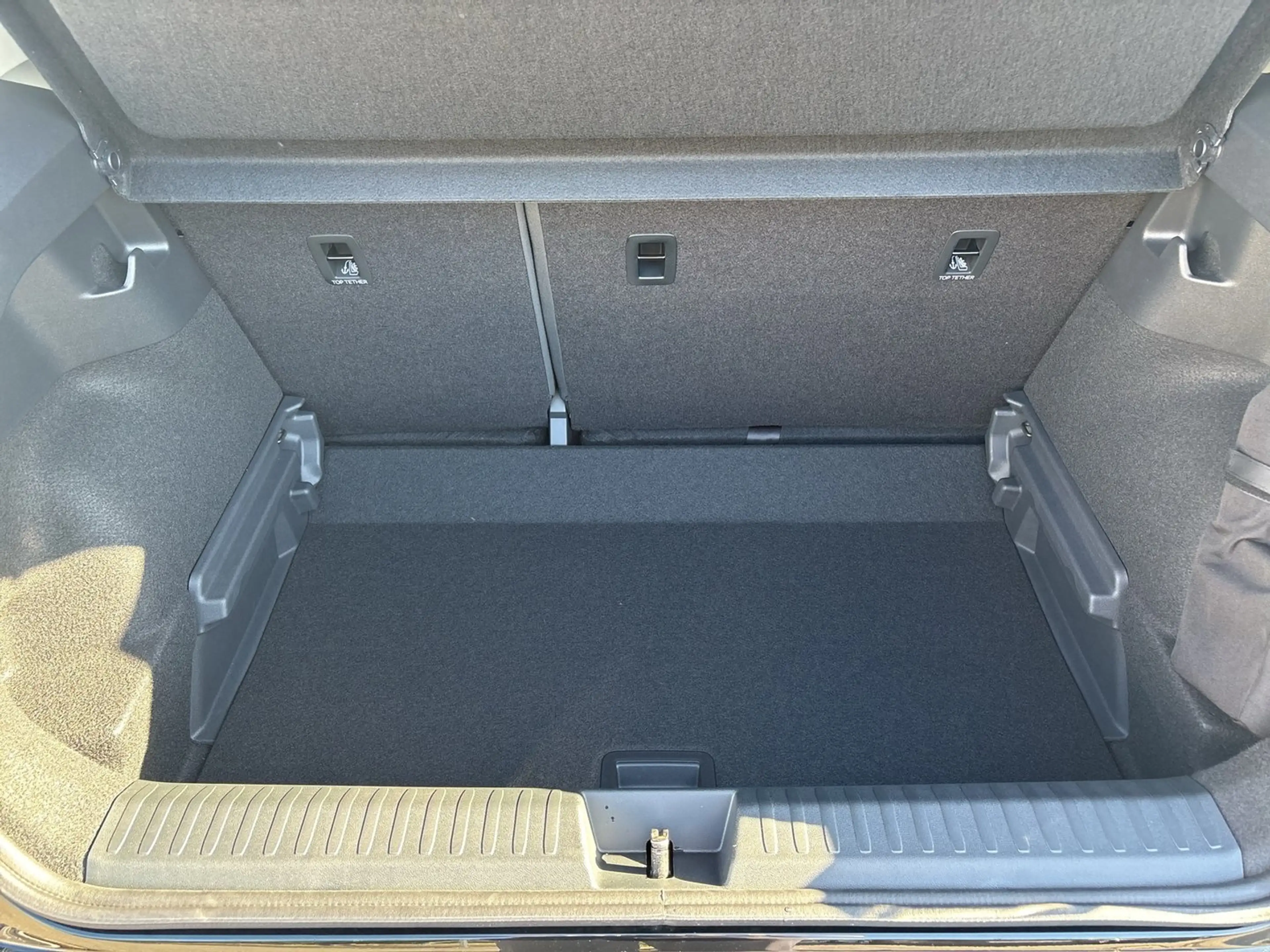 Volkswagen ID. Polo VW ID. Polo Life Edition 155 kW - 52 kWh — photo 15