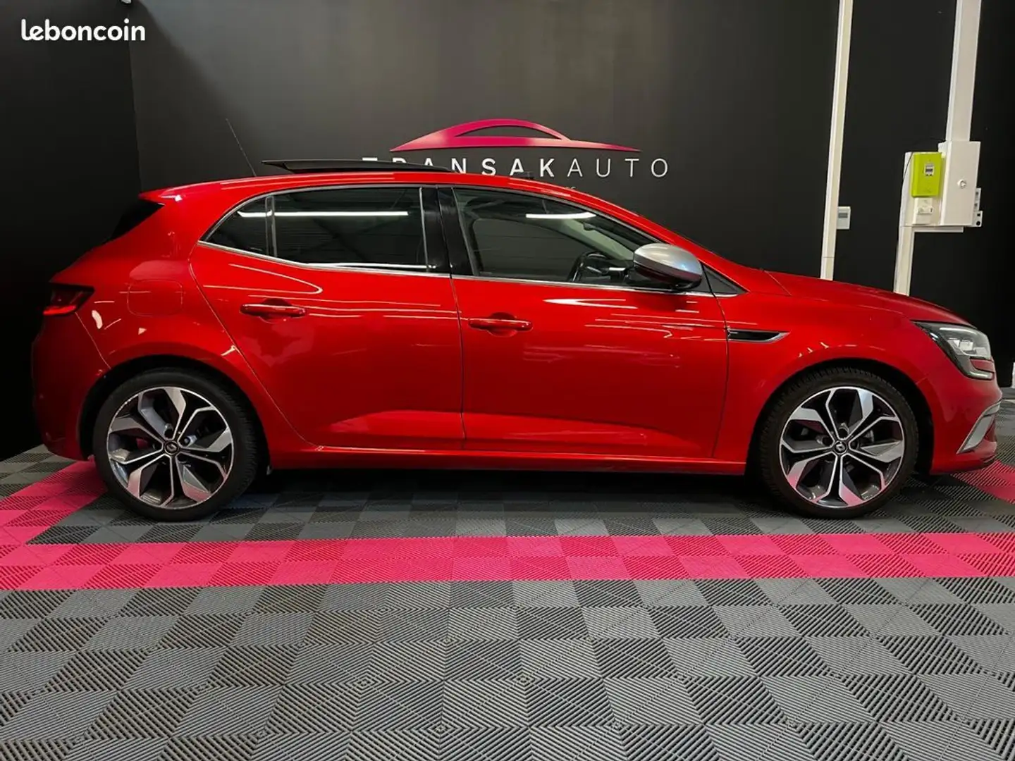 Renault Megane IV BERLINE TCe 130 EDC7 GT Line ORIGINE FRANCE AFF Rouge - 2