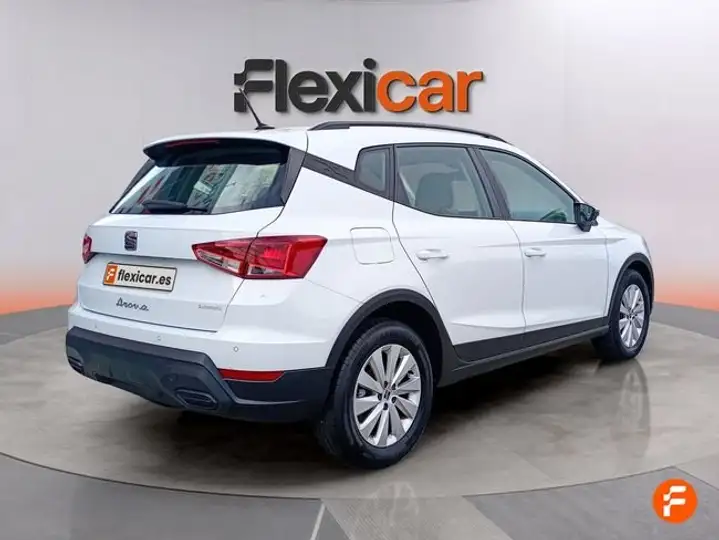 SEAT Arona 2024, foto 9