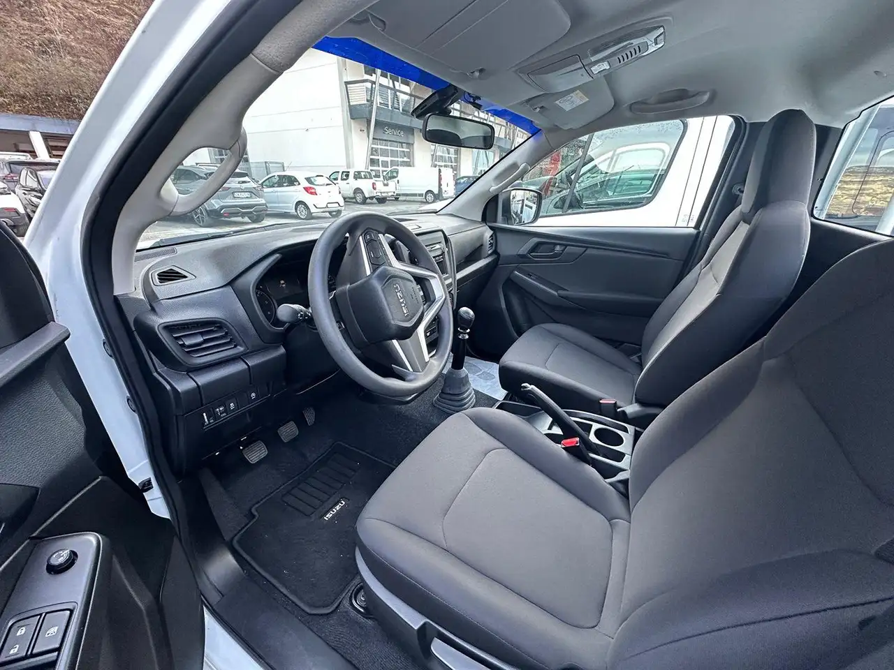 Isuzu D-Max 2025 — фото 6