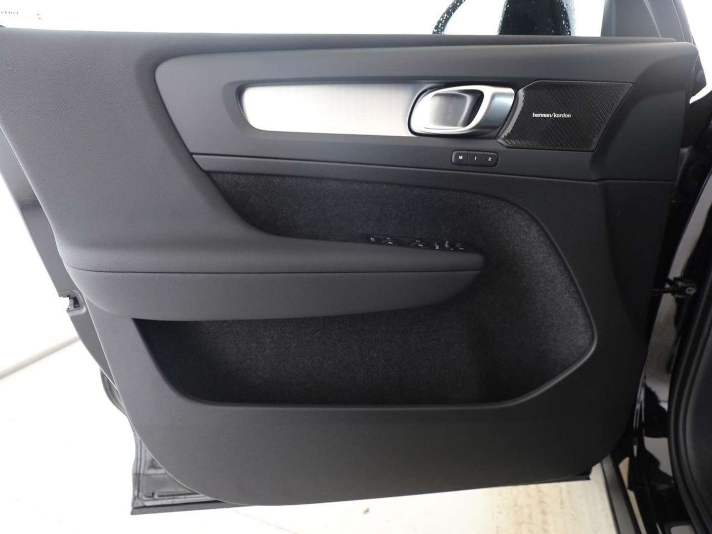 Volvo XC40 Plus - 2024 - Joinsteer - #11