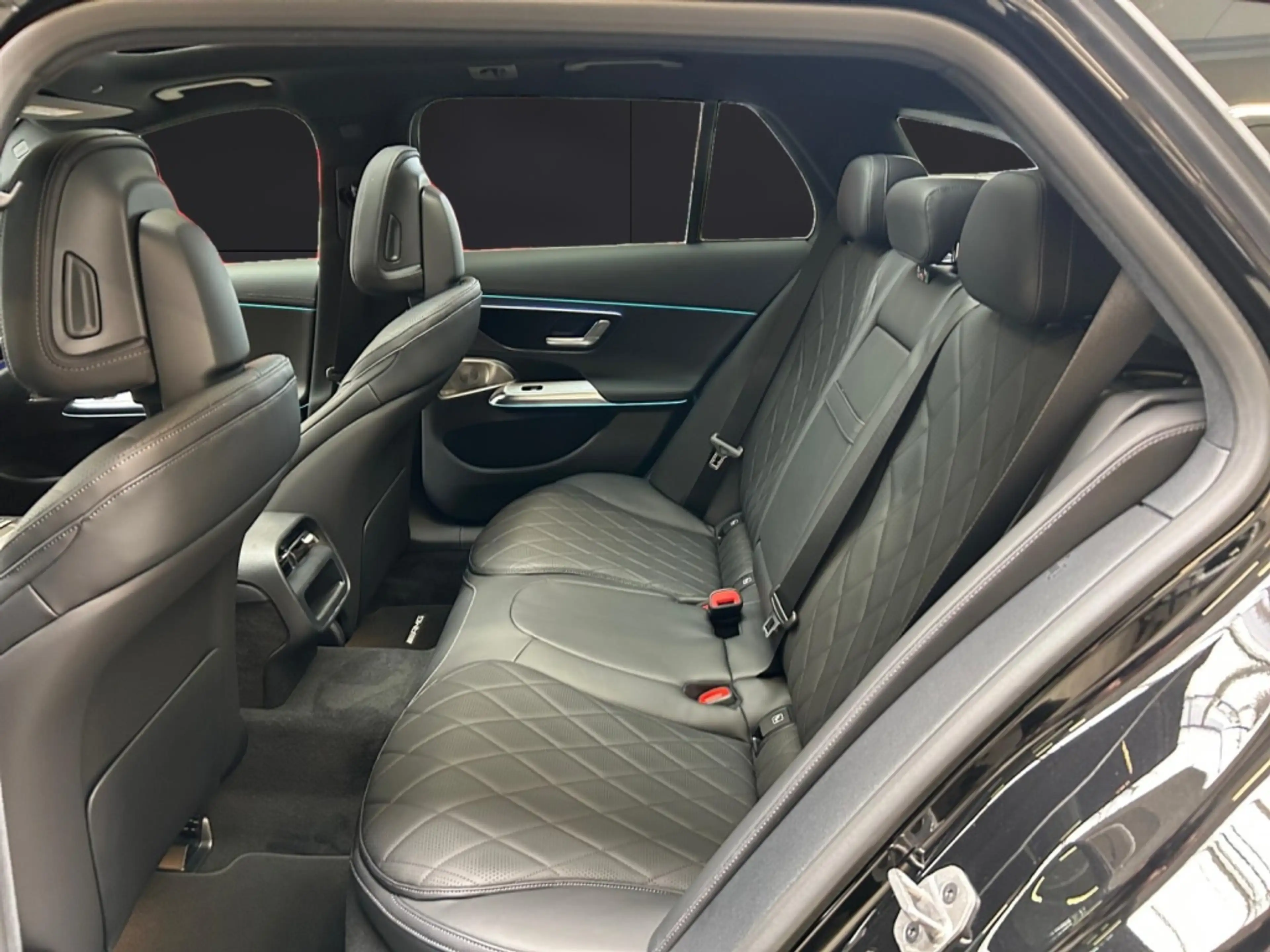 Mercedes-Benz E 450 d 4MATIC T-Modell AMG Premium*Airmatic — photo 12