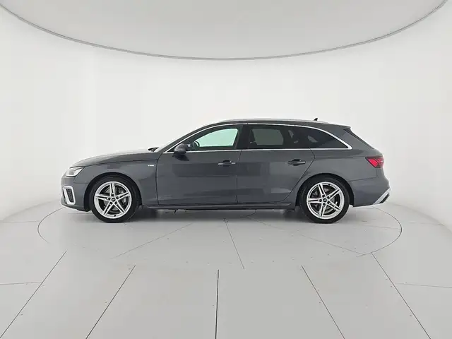 Audi A4 view 2