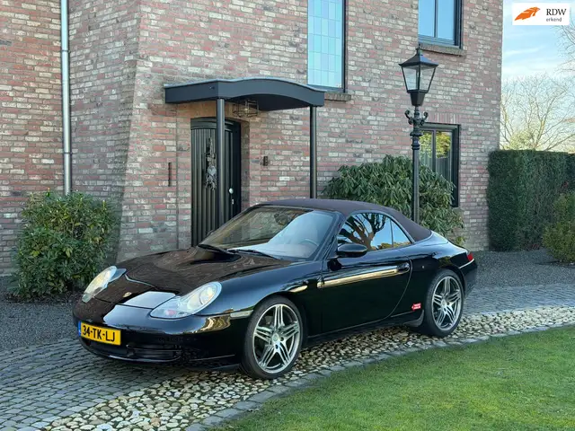 Porsche 911 Cabrio 3.4 Carrera 4 Handgeschakeld