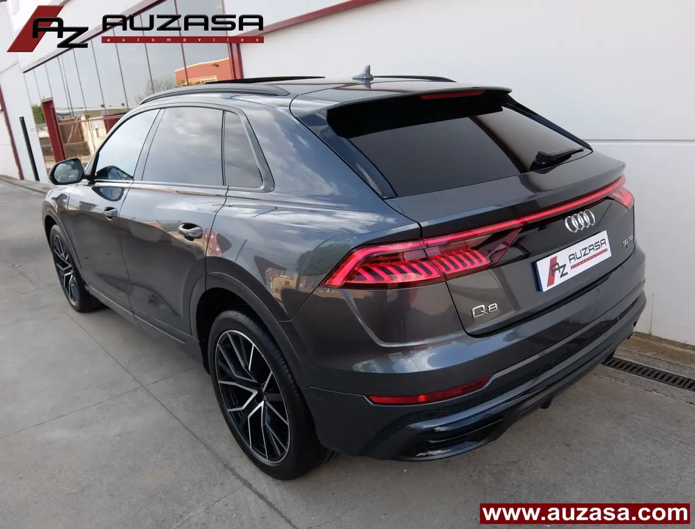 Audi Q8 50 TDI Black line quattro tiptronic Gris - 2