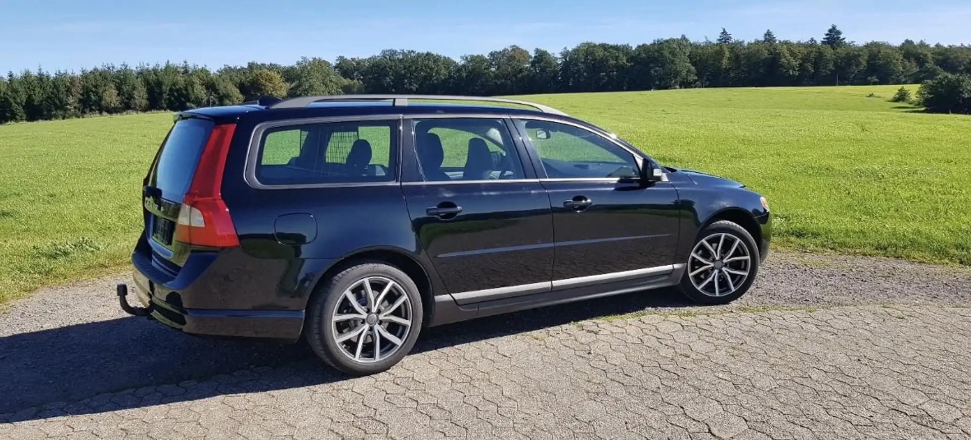 Volvo V70 Navi Xenon Schwarz - 2
