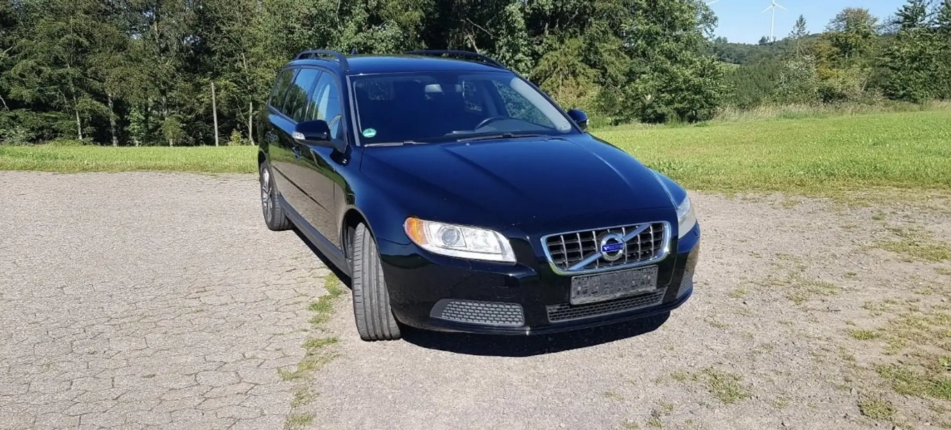 Volvo V70 Navi Xenon Schwarz - 1