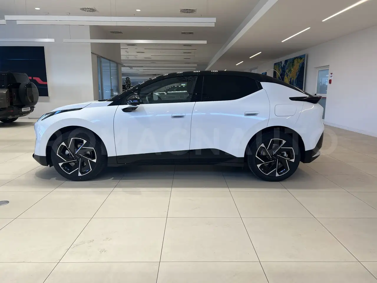 Lynk & Co 02