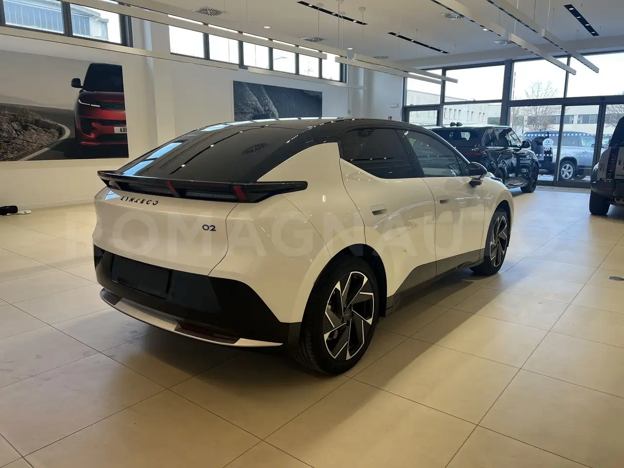 Lynk & Co 02