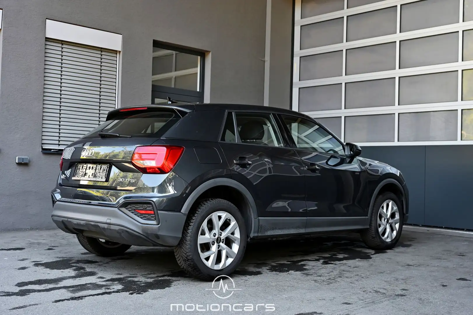 Audi Q2 30 1.0 TFSI Pickerl NEU Grau - 2