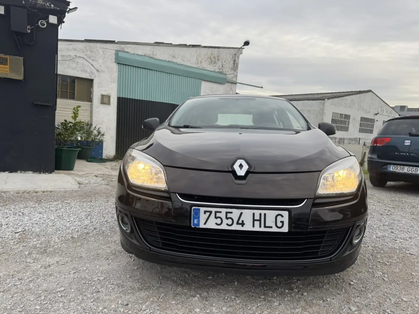 Renault Megane 1.6 Authentique 110 Brun - 2