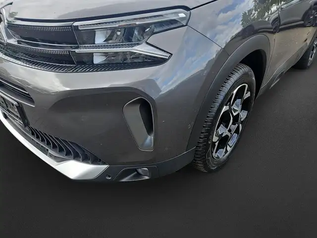 Citroen C5 Aircross view 9