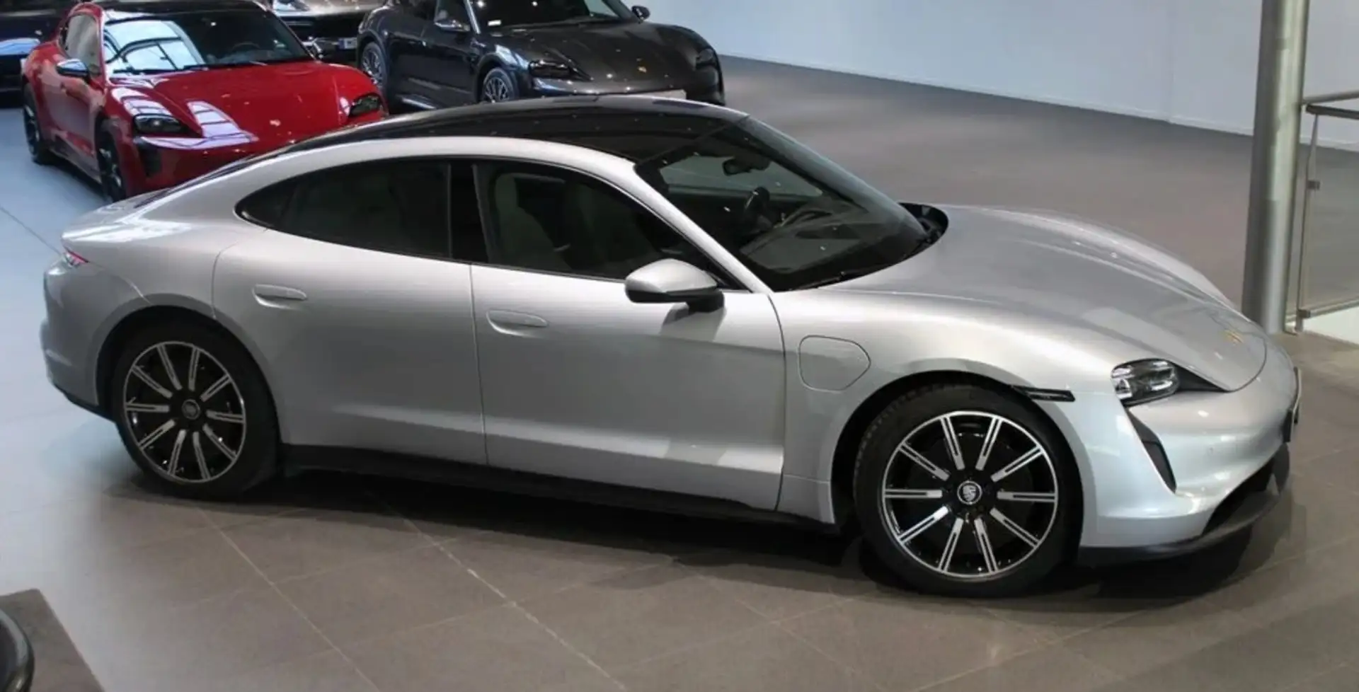 Porsche Taycan 20ZOLL*Panorama Silber - 2