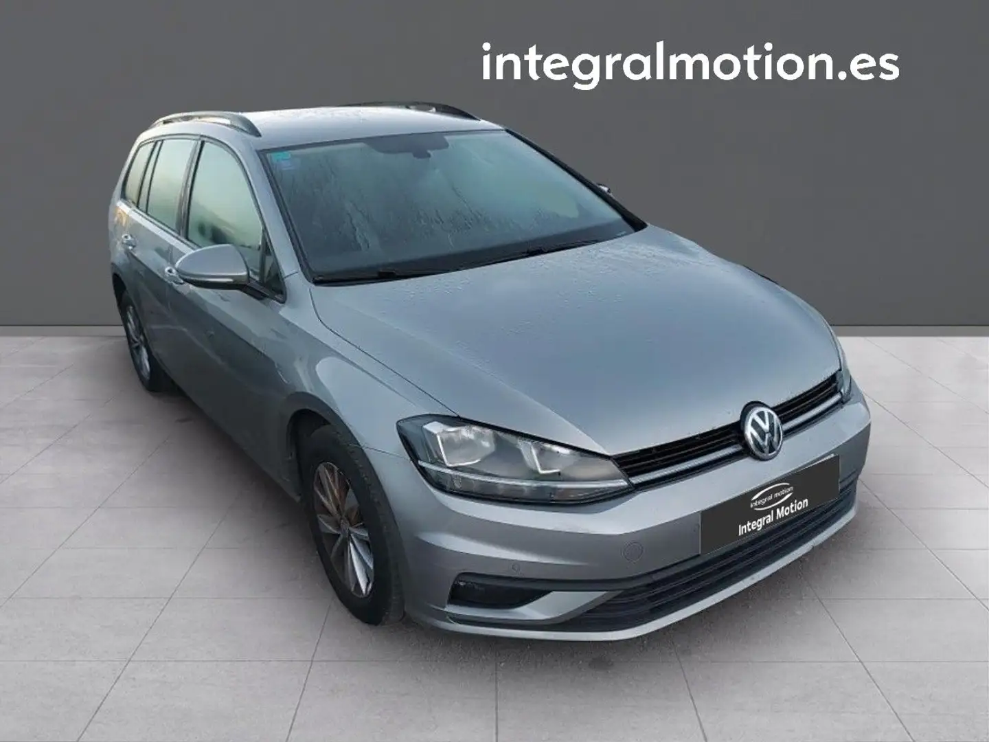 Volkswagen Golf Variant 1.6TDI Ready2GO Gris - 2