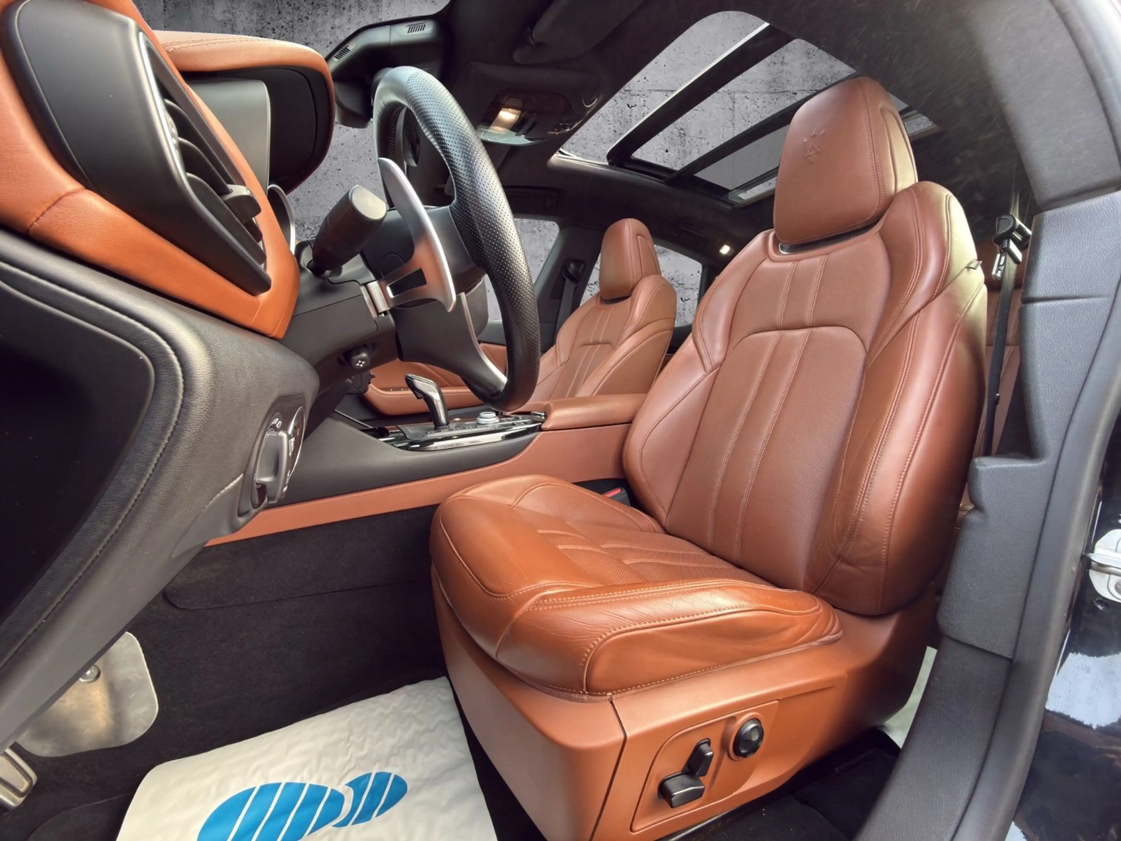 Maserati Levante GranSport S Q4*PANO*LED*SOFT*B&W*360° — photo 10